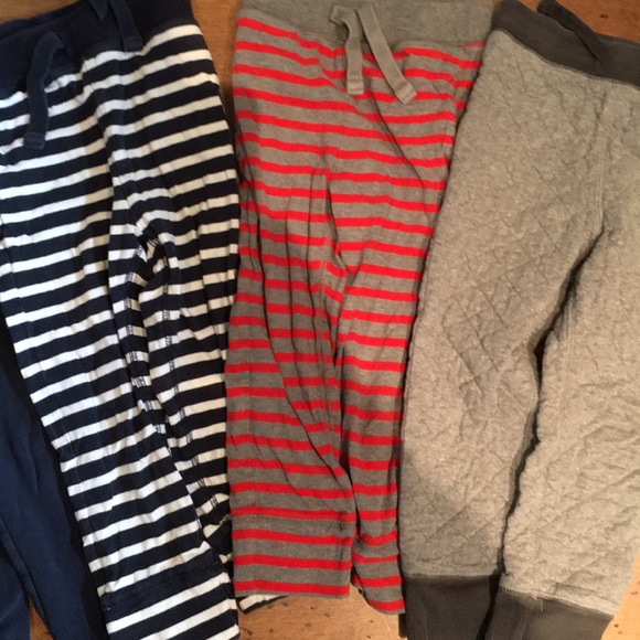 5 pairs of Baby Gap pants 4T - Picture 4 of 4